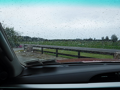 朝は小雨が降っていた