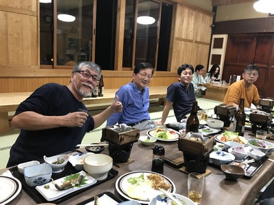乾杯が何回も繰り返された