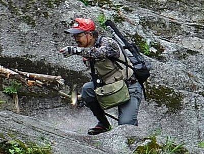 岩棚からゴボウ抜き