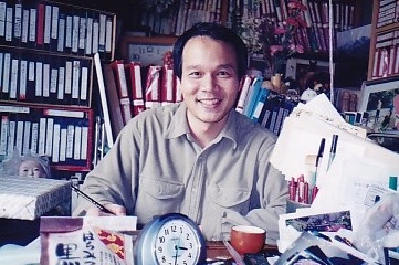 転居先の増山さんの部屋にて。撮影：増山たづ子さん