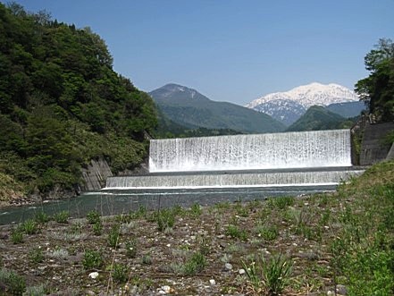 常願寺川砂防堰堤